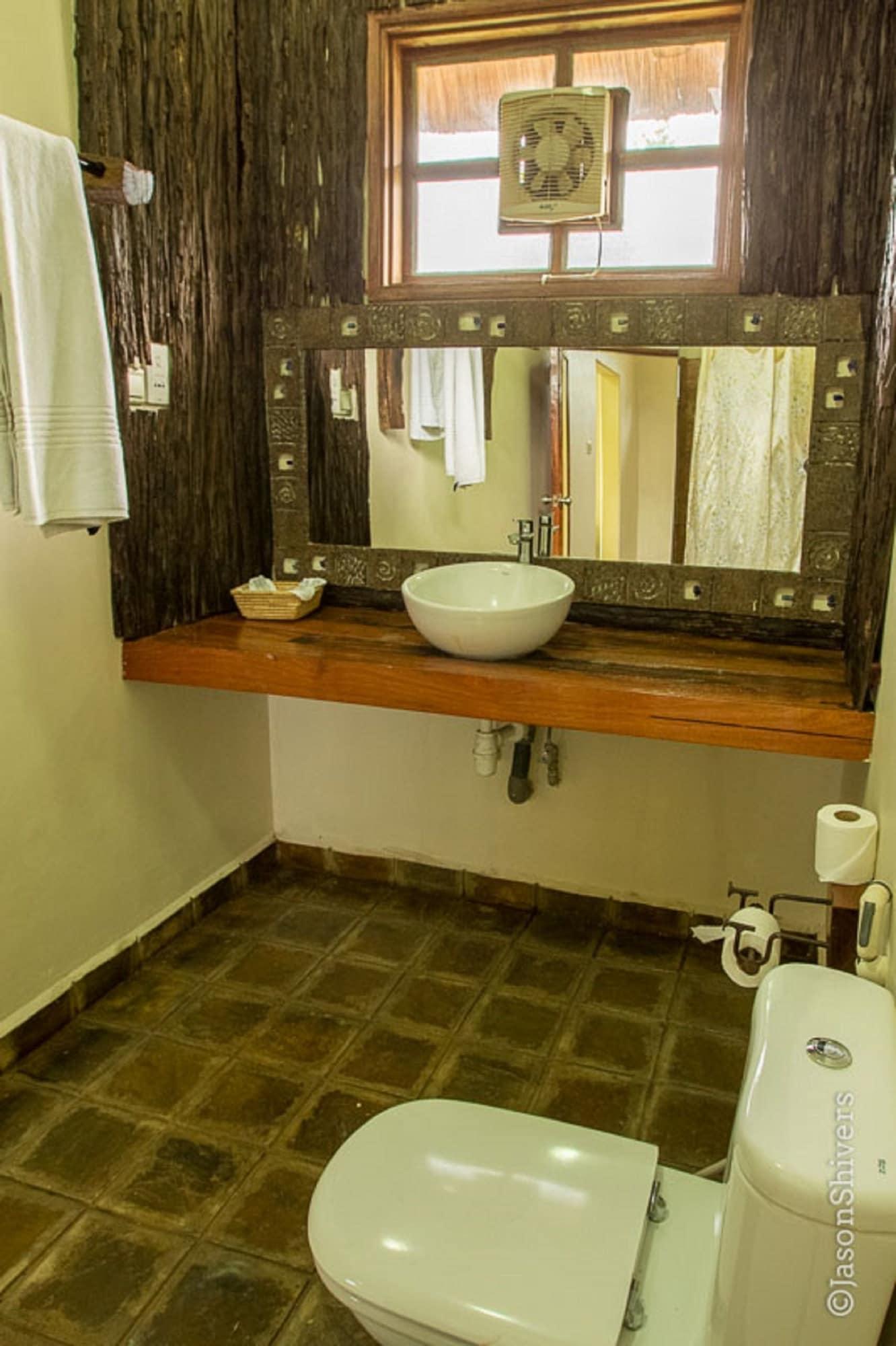 Weru Weru River Lodge Εξωτερικό φωτογραφία